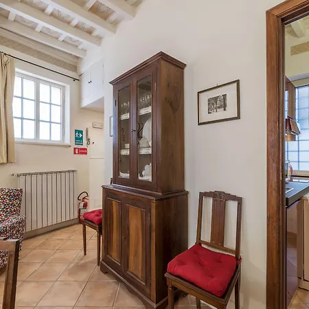 Fontanella Borghese 1bd Апартаменты