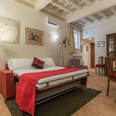 Fontanella Borghese 1bd Апартаменты *