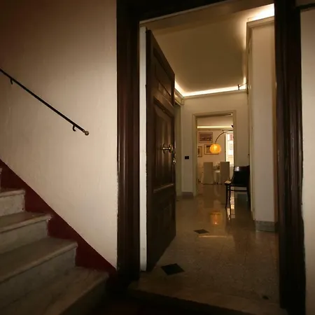 Fontanella Borghese 1bd Rome